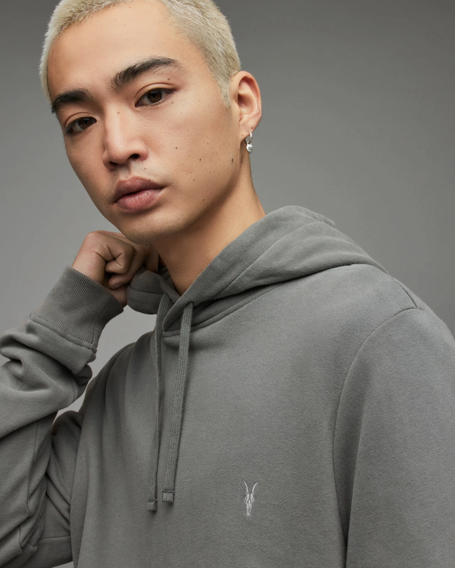 Best deal 🔔 Raven Pullover Hoodie Stereo Grey ✨ 2 Best deal 🔔 Raven Pullover Hoodie Stereo Grey ✨ - Image 2